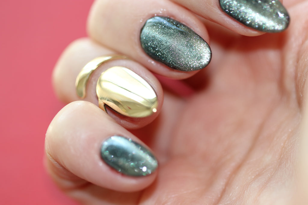 Nail Ring