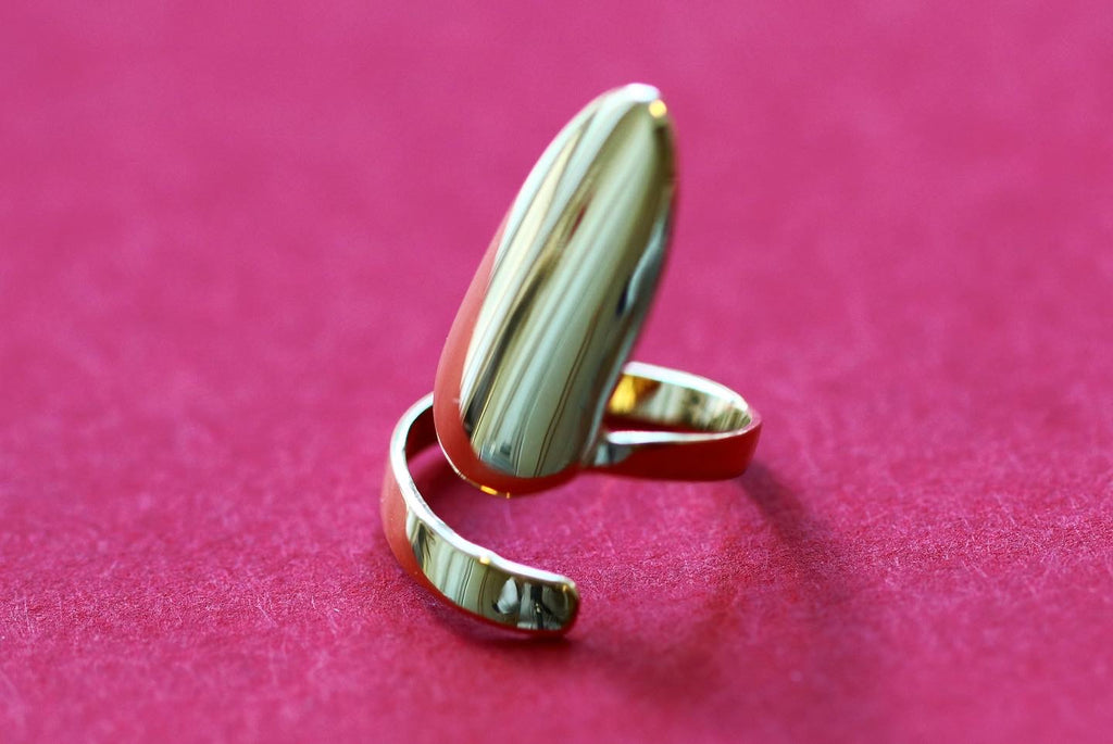 Nail Ring