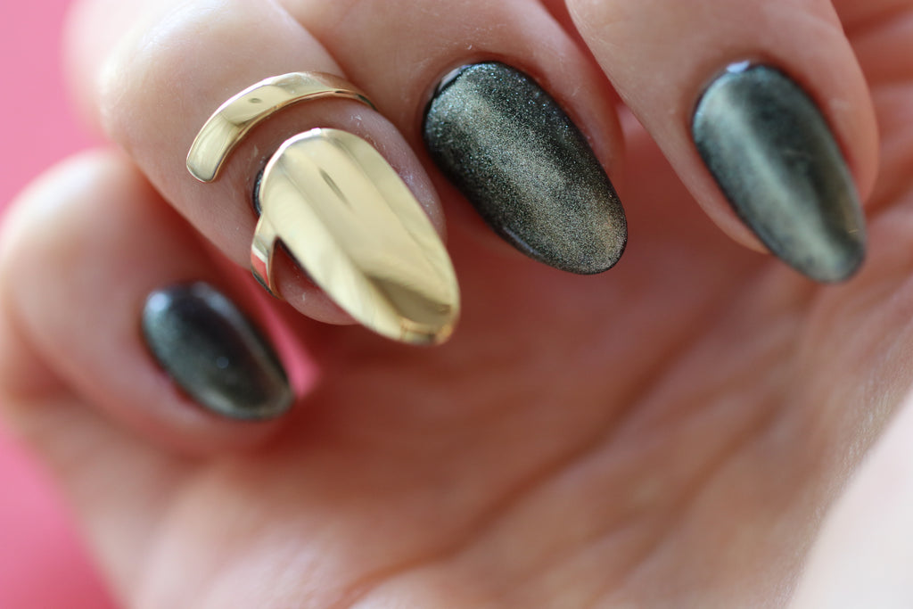 Nail Ring